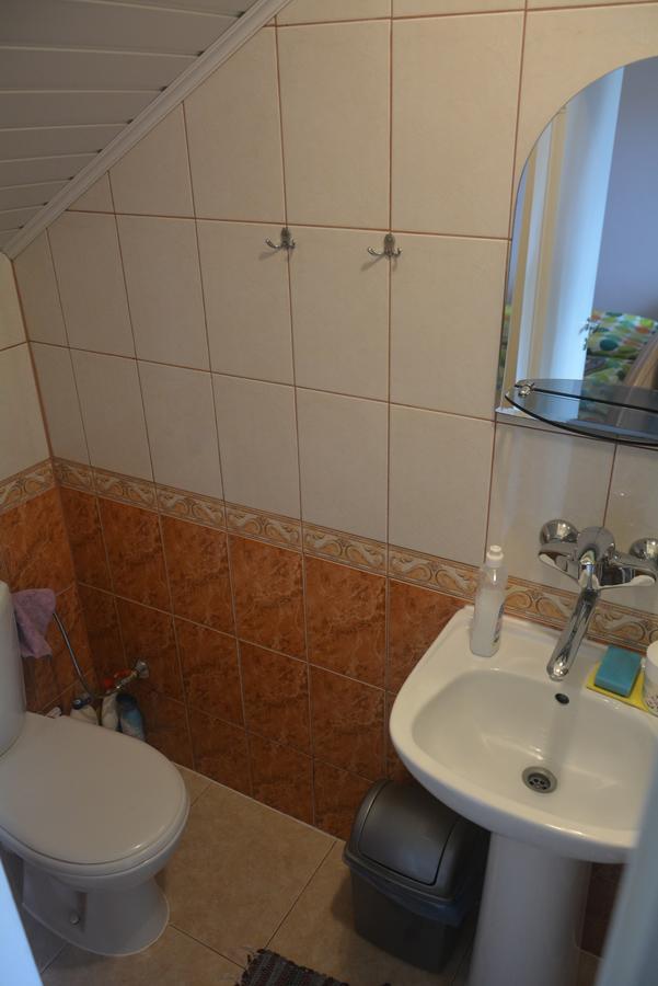Guesthouse "Nakvyne Pas Zveja" Purvynes Street Nida Bagian luar foto