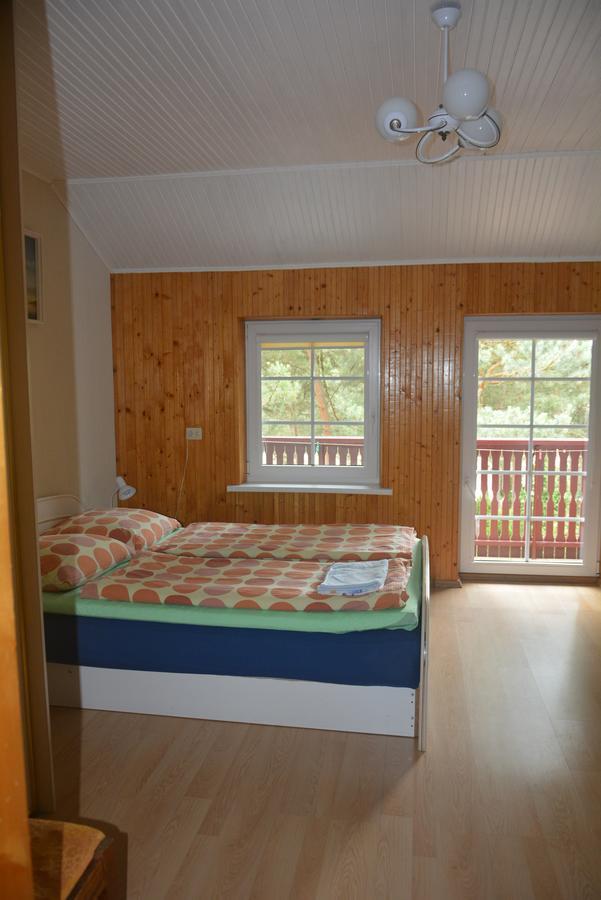 Guesthouse "Nakvyne Pas Zveja" Purvynes Street Nida Bagian luar foto